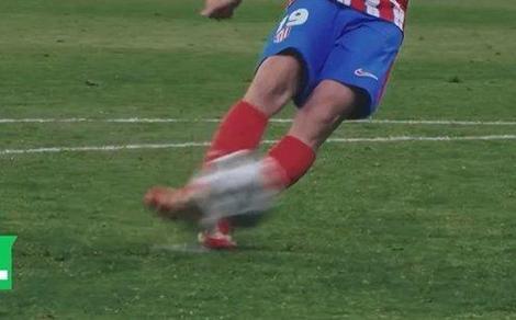 爱游戏在线-全球热议！高尔夫场外八卦引关注的简单介绍