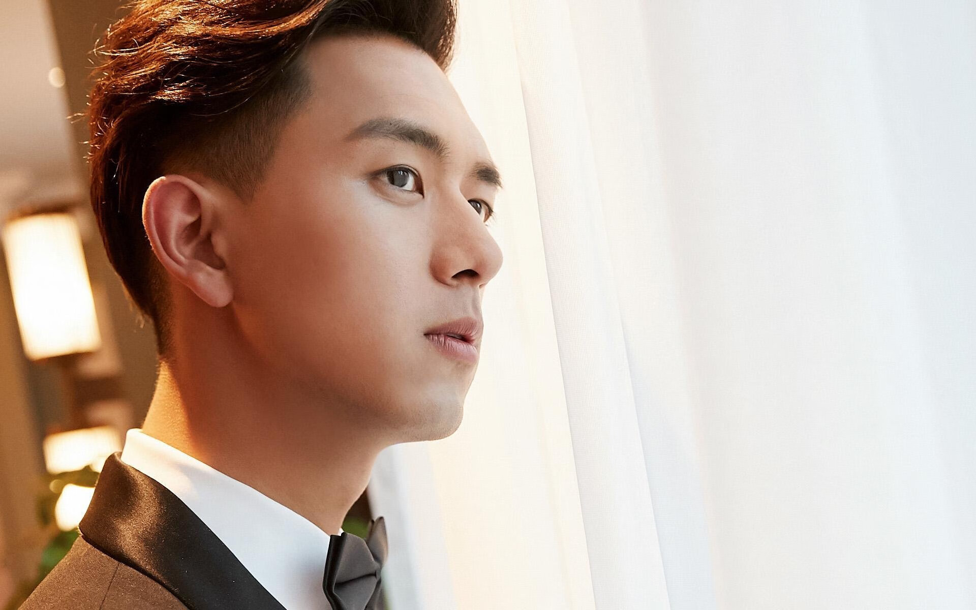 东西交锋，广东踏平鹈鹕，哈利伯顿隔空带队取胜